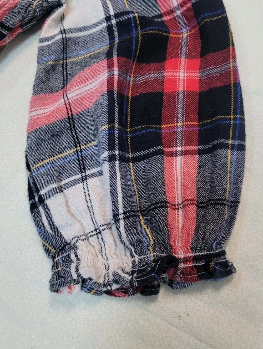 Old Navy Girls Plaid Dress in Red, Black & White Flannel, Smock Bodice, Size 8
